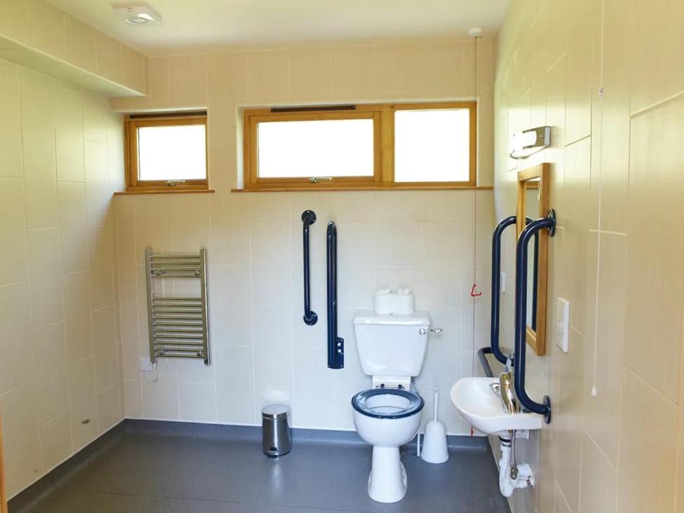 Blackwood Forest Cabins - Forest Holidays Popham Εξωτερικό φωτογραφία